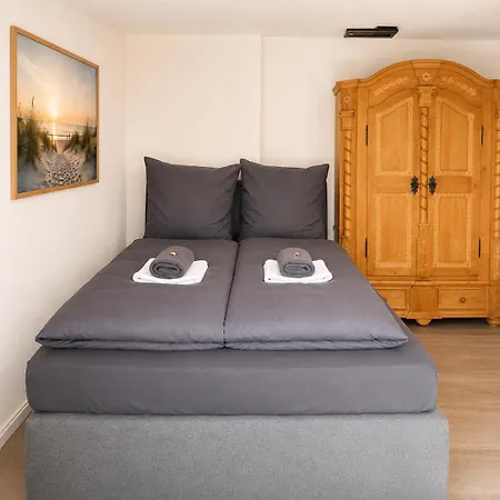 Velmora Boutique - Compact Apartment